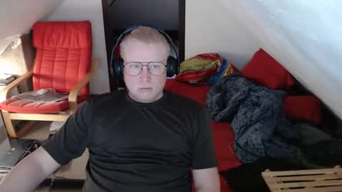 Snapshot of pussylovercb chatting on October 2025 10:27:01 AM pussylovercb online show from October 2025 10:27:01 AM