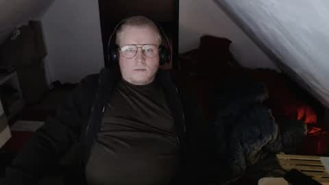 Snapshot of pussylovercb chatting on January 2026 11:05:01 AM pussylovercb online show from January 2026 11:05:01 AM