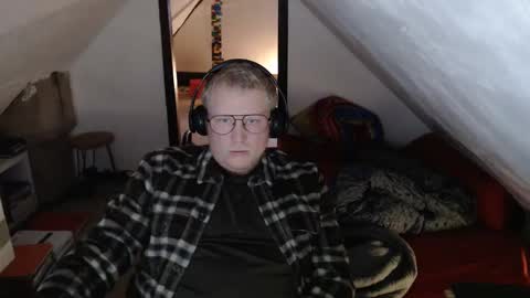 pussylovercb online show from March 2026 01:01:01 PM