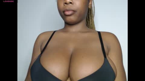 Snapshot of pussyxcockx chatting on December 2025 07:32:01 PM pussyxcockx online show from December 2025 07:32:01 PM