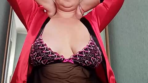 Snapshot of pussyxkitty chatting on September 2025 05:41:02 AM Alice online show from September 2025 05:41:02 AM