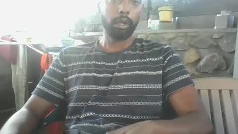 Python online show from October 2025 02:42:02 AM