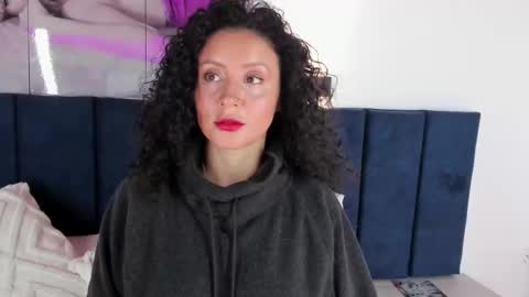 qadeshh  online show from September 2025 07:09:02 AM