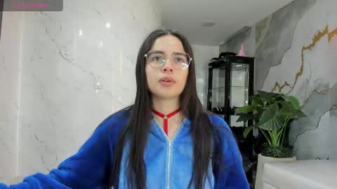 Qetsyah online show from April 2026 12:58:02 PM