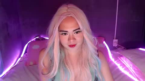 qt_luna18 online show from June 2026 09:14:01 AM