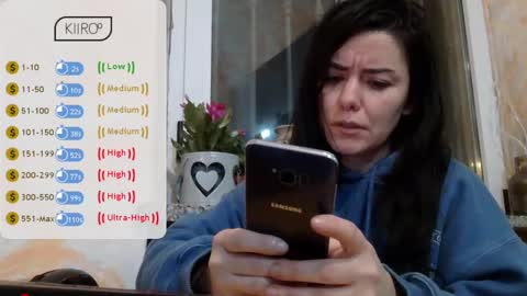 Snapshot of qtxwrm31 chatting on March 2025 01:20:02 AM L online show from March 2025 01:20:02 AM