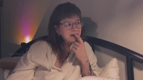    online show from December 2024 04:26:01 PM