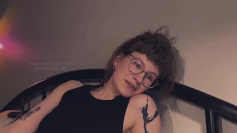    online show from December 2024 03:42:02 PM