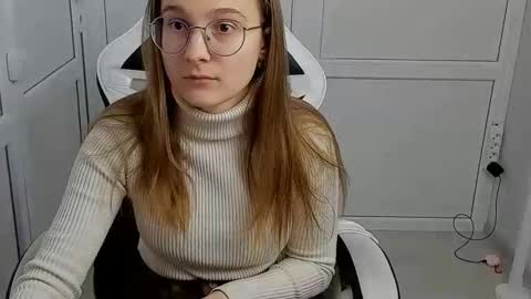 Amelie online show from April 2026 01:05:02 PM