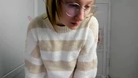 Amelie online show from May 2026 08:54:01 AM