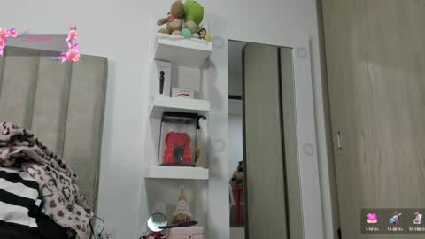 Snapshot of queen_antonella_oficial chatting on January 2025 11:59:02 AM QUEEN ANTONELLA online show from January 2025 11:59:02 AM