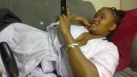 Snapshot of queen_doli chatting on January 2026 07:11:01 PM queen_doli online show from January 2026 07:11:01 PM