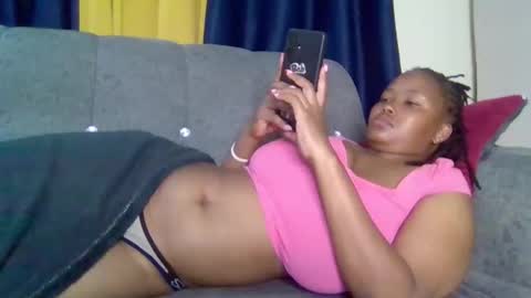 queen_doli online show from April 2026 01:41:02 AM