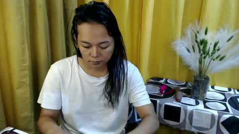 queen_ennah online show from June 2026 08:33:01 PM