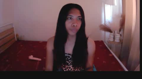 Snapshot of queen_gia chatting on April 2026 02:12:02 AM queen_gia online show from April 2026 02:12:02 AM