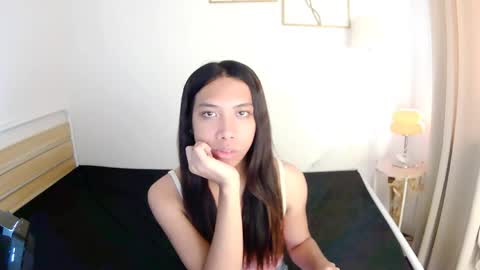 Snapshot of queen_gia chatting on April 2026 02:27:02 AM queen_gia online show from April 2026 02:27:02 AM