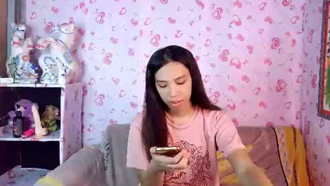 queen_gia online show from June 2026 06:18:02 AM