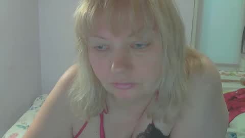 Snapshot of queen_jane8 chatting on May 2026 01:51:02 PM queen_jane8 online show from May 2026 01:51:02 PM