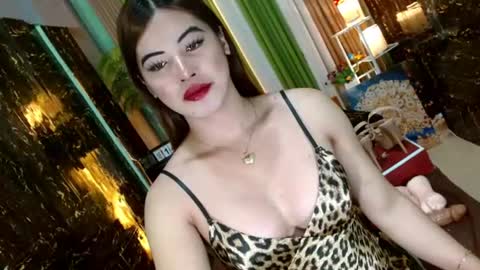 Kendal  online here from 6am-3pm philippine time online show from July 2026 10:54:01 AM