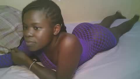 Snapshot of queen_latasha chatting on May 2026 08:03:02 PM queen_latasha online show from May 2026 08:03:02 PM