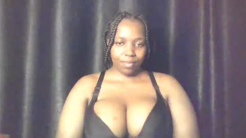 QUEEN online show from March 2026 11:36:02 AM