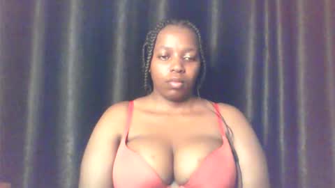 QUEEN online show from March 2026 12:48:02 AM