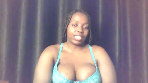 QUEEN online show from March 2026 01:36:01 PM