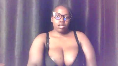 QUEEN online show from June 2026 02:33:01 PM