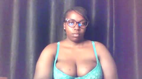 QUEEN online show from June 2026 06:52:02 AM