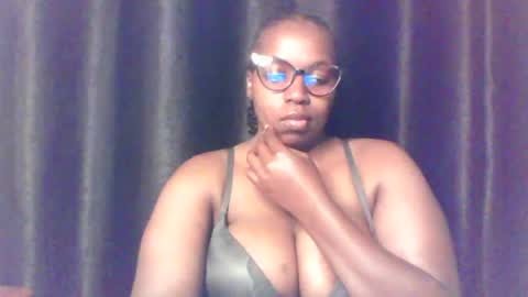 QUEEN online show from June 2026 03:55:01 AM