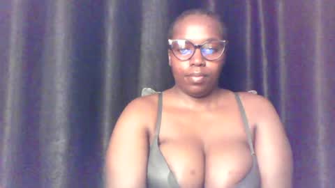 QUEEN online show from June 2026 03:44:01 PM