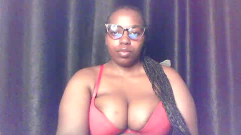QUEEN online show from July 2026 04:18:01 AM