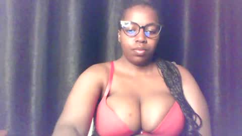 QUEEN online show from July 2026 03:52:01 AM