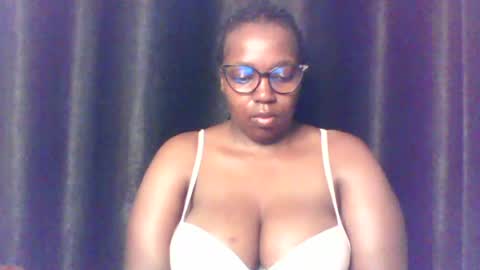 QUEEN online show from July 2026 04:08:02 AM