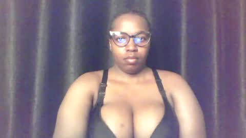 QUEEN online show from July 2026 03:57:02 AM