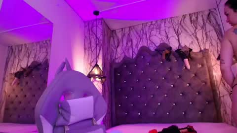 QueenNyx online show from May 2026 02:08:02 AM