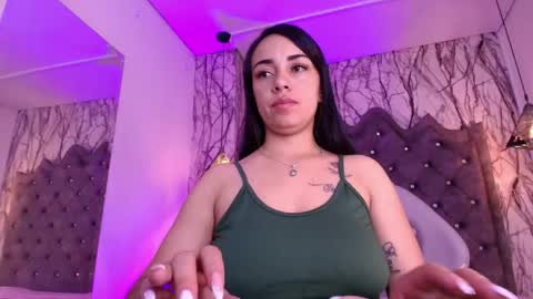 QueenNyx online show from May 2026 06:39:01 PM