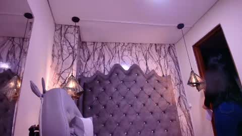 QueenNyx online show from June 2026 02:09:02 AM