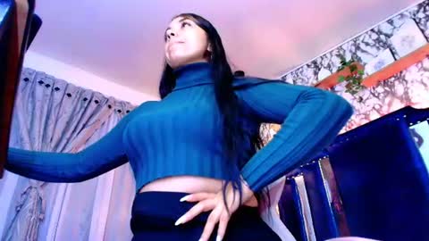 QueenNyx online show from June 2026 02:22:01 AM