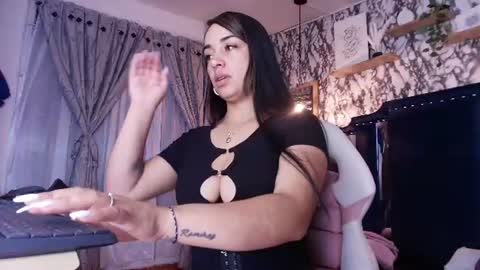 QueenNyx online show from June 2026 02:16:01 AM