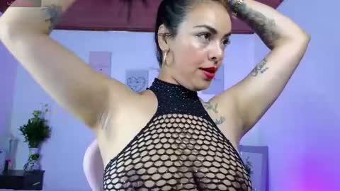 QueenNyx online show from July 2026 10:20:01 PM