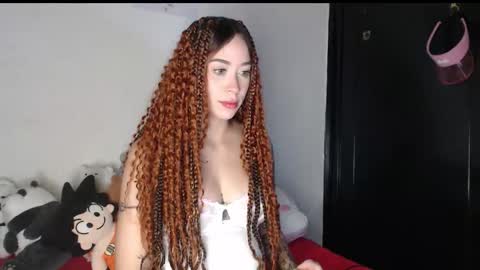 queen_of_m111lk online show from October 2025 01:19:01 AM