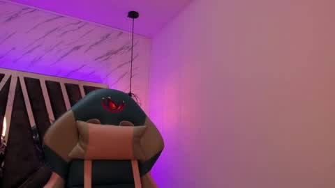   online show from September 2025 11:12:01 AM