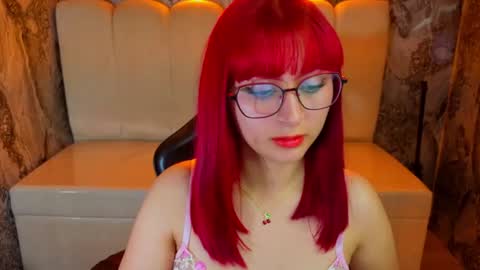 queen_red_v online show from July 2026 03:04:01 AM