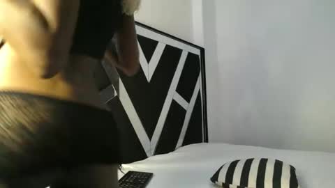 queen_sashavixen online show from April 2026 04:54:02 AM