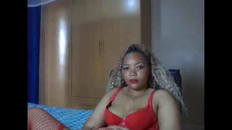 Queenbebony2 online show from April 2026 06:14:01 AM