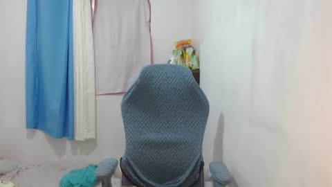 Snapshot of queenboba chatting on January 2025 11:30:02 AM queen online show from January 2025 11:30:02 AM