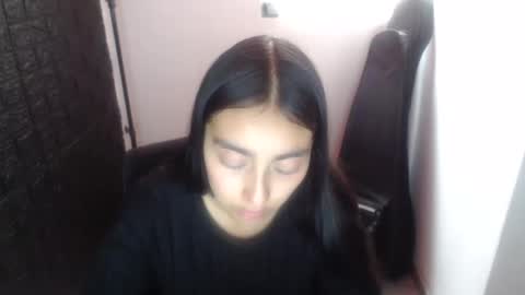 queenbyte_18 online show from November 2025 07:24:01 PM