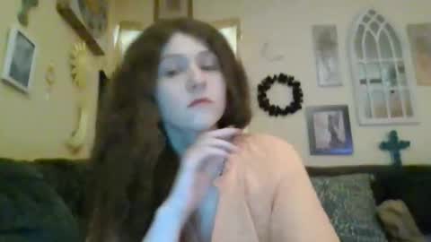 queencrimsonlvx online show from April 2026 12:51:02 PM