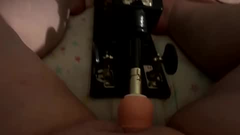 Queen curves online show from February 2025 01:34:01 AM